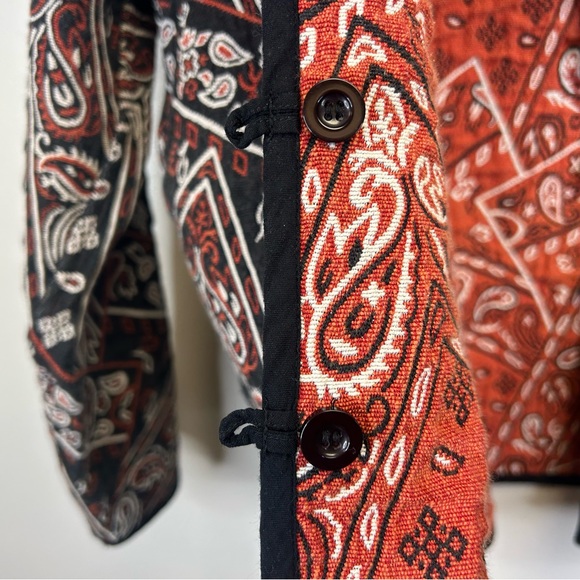 Womens M/L Reversible Red Black Paisley Bandanna Jacket Boho Western Button Up - Picture 13 of 16
